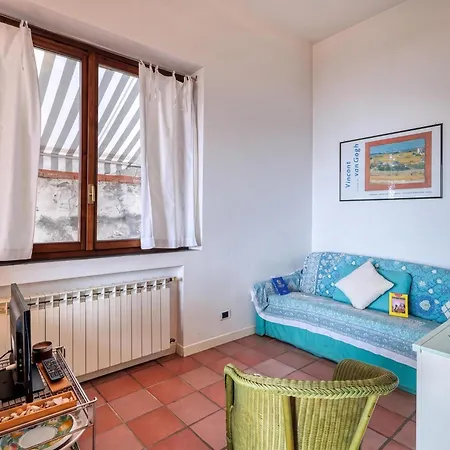 Hanbury Pool And Sea - Happy Apartment
