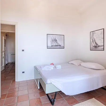 Hanbury Pool And Sea - Happy Apartment